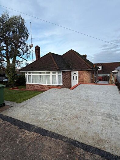3 Bedroom Detached Bungalow To Rent In Gainsford Road, Southampton, Hampshire, SO19