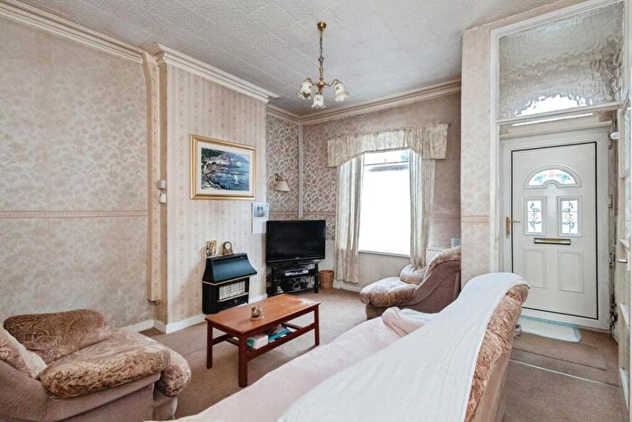 3 Bedroom End Of Terrace House For Sale In Burkitt Street, Hyde, Cheshire, SK14