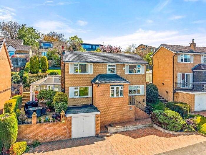 3 Bedroom Detached House For Sale In Quarry Clough, Stalybridge, SK15
