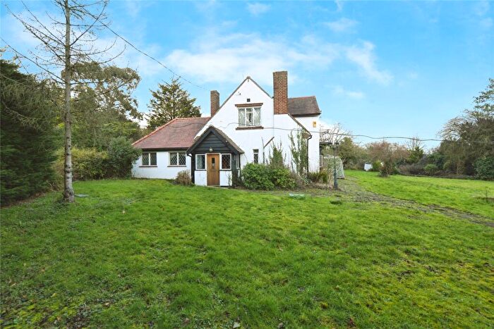 4 Bedroom Detached House For Sale In Little Warley Hall Lane, Little Warley, Brentwood, Essex, CM13