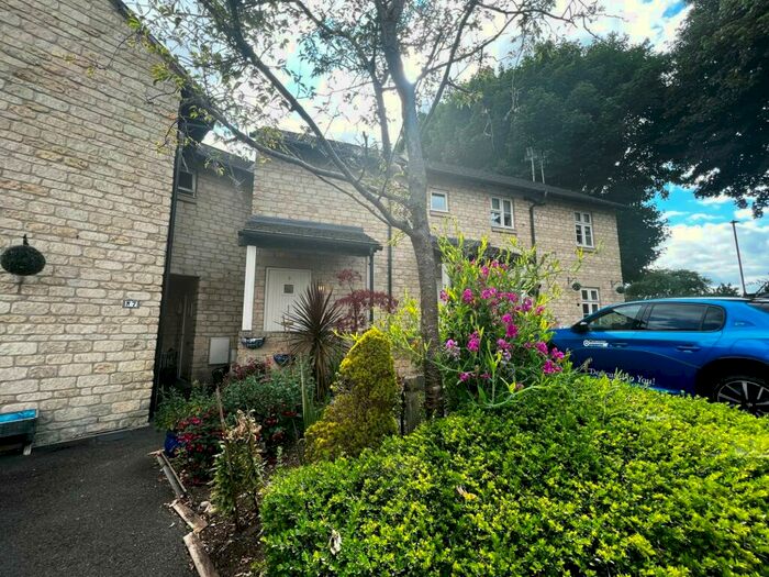 2 Bedroom Apartment To Rent In Jubilee Green, Cirencester, GL7