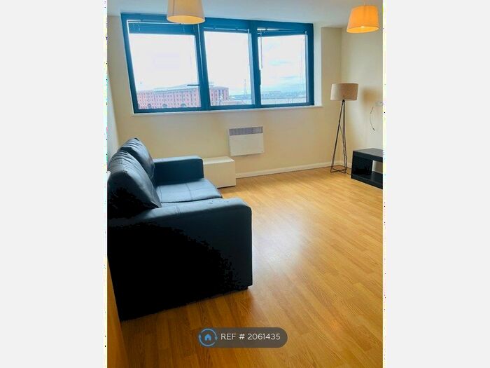 1 Bedroom Flat To Rent In Mann Island, Liverpool, L3