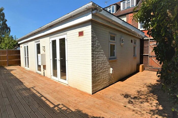 1 Bedroom Apartment To Rent In Surbiton, KT6