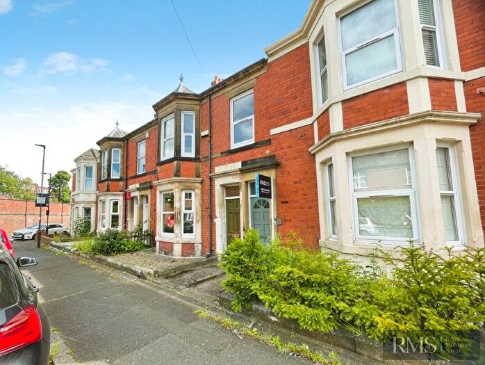 3 Bedroom Flat For Sale In Mayfair Road, Newcastle Upon Tyne, NE2
