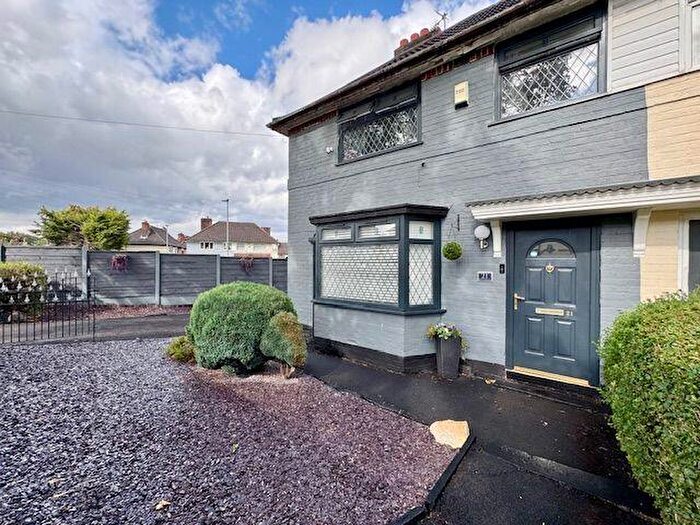 3 Bedroom Semi-Detached House For Sale In Briar Crescent, Sharston, Close To Gatley, Manchester, M22