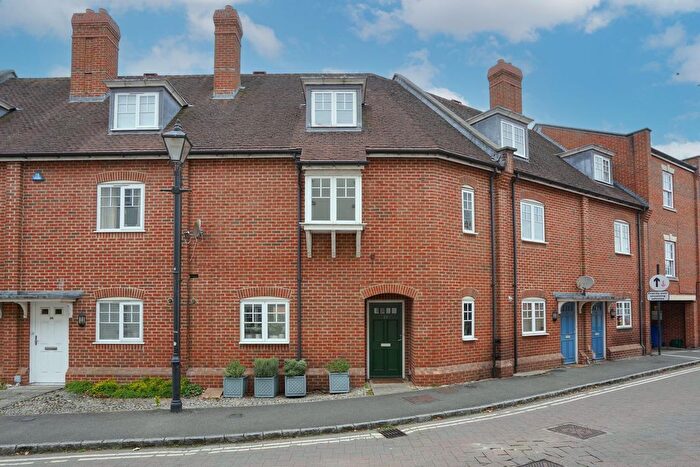 4 Bedroom Town House For Sale In Coopers Lane, Abingdon, OX14