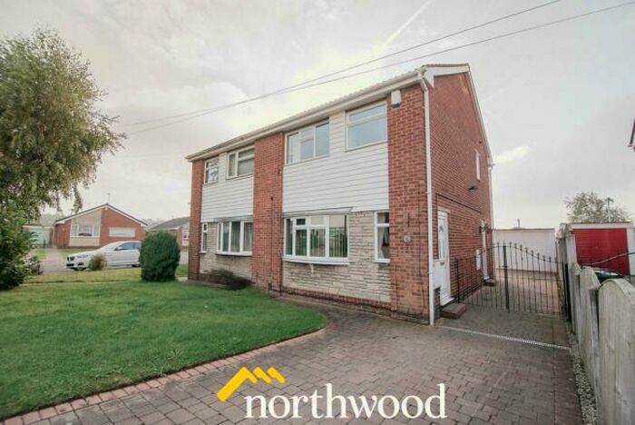 3 Bedroom Semi-Detached House To Rent In Madingley Close, Balby, Doncaster, DN4