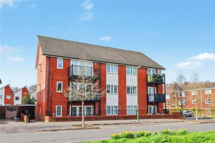 2 Bedroom Apartment For Sale In Plymouth Way, Haywards Heath, West Sussex, RH16