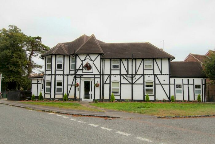 1 Bedroom Flat To Rent In , RG20