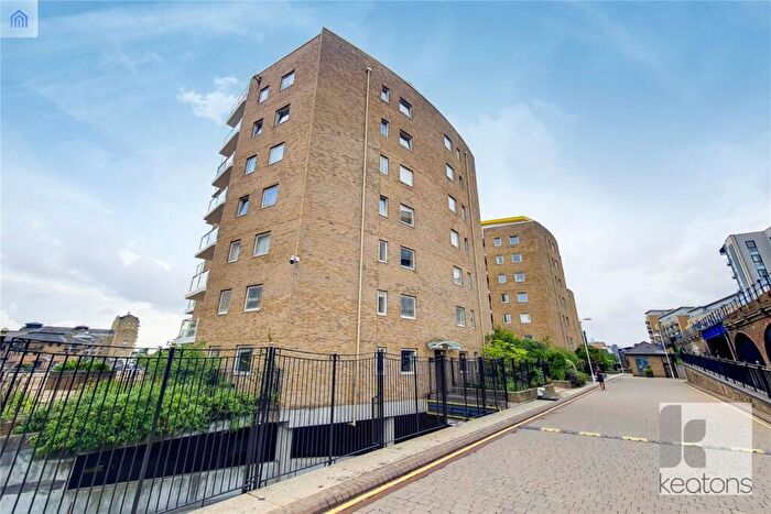 1 Bedroom Flat To Rent In Basin Approach, Limehouse, London, E14