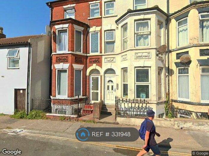 5 Bedroom End Of Terrace House To Rent In Nelson Road Central, Great Yarmouth, NR30