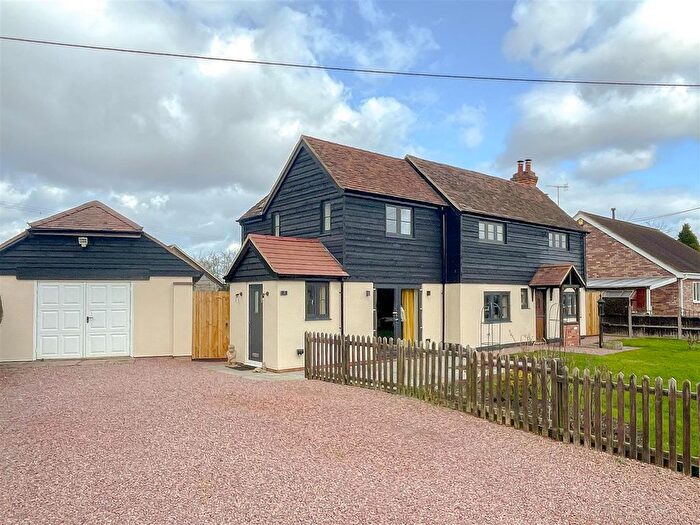 3 Bedroom Detached House For Sale In Grove Crescent, Upton-Upon-Severn, Worcester, WR8