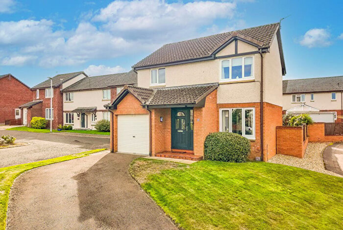 3 Bedroom Detached House For Sale In Brixwold Rise, Bonnyrigg, EH19