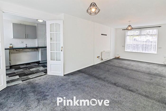 3 Bedroom Terraced House For Sale In Lodden Close, Bettws, Newport, NP20