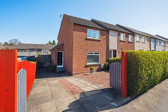 2 Bedroom End Of Terrace House To Rent In Shannon Drive, Falkirk, Stirlingshire, FK1