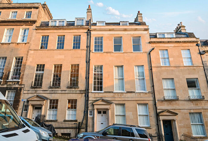 1 Bedroom Apartment For Sale In Park Street, Bath, Somerset, BA1