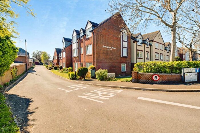 2 Bedroom Apartment For Sale In Homestour House, Christchurch, BH23