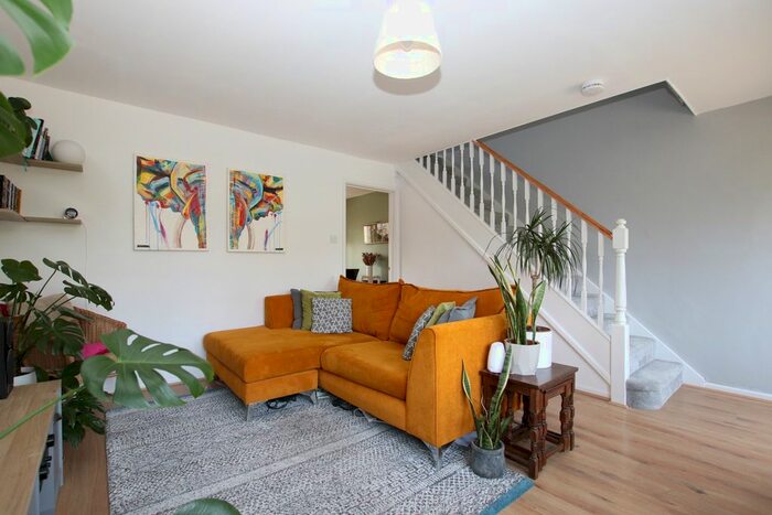 2 Bedroom Terraced House To Rent In Frome Road, Bath, BA2