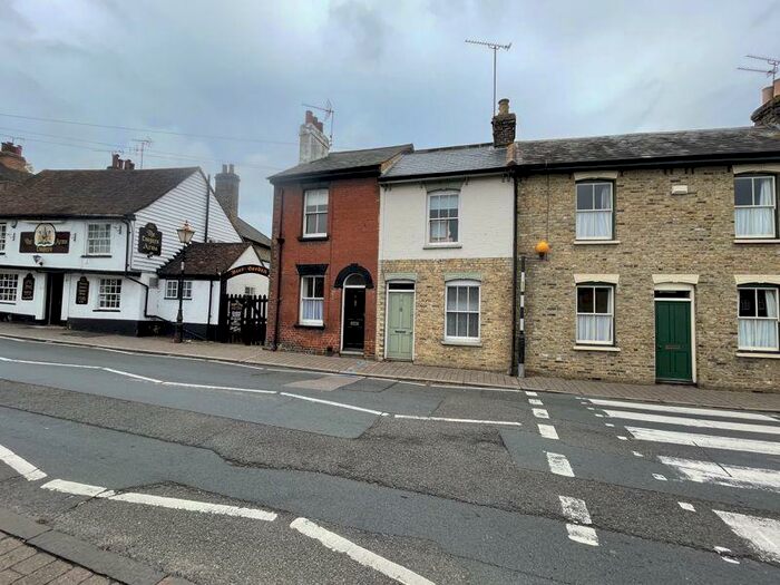 2 Bedroom End Of Terrace House To Rent In St. Margarets Street, Rochester, ME1