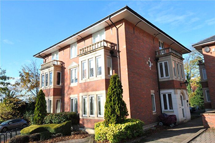 2 Bedroom Flat To Rent In Holm Lane, Prenton, Wirral, CH43