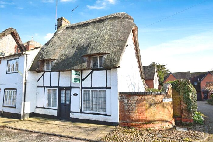 2 Bedroom End Of Terrace House For Sale In Horn Street, Winslow, MK18