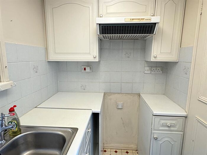1 Bedroom Detached House For Sale In Chisholme Court, St Austell, St Austell, PL25