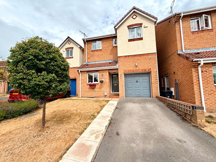 4 Bedroom Detached House For Sale In Woodhouse Road, Hoyland, Barnsley, S74