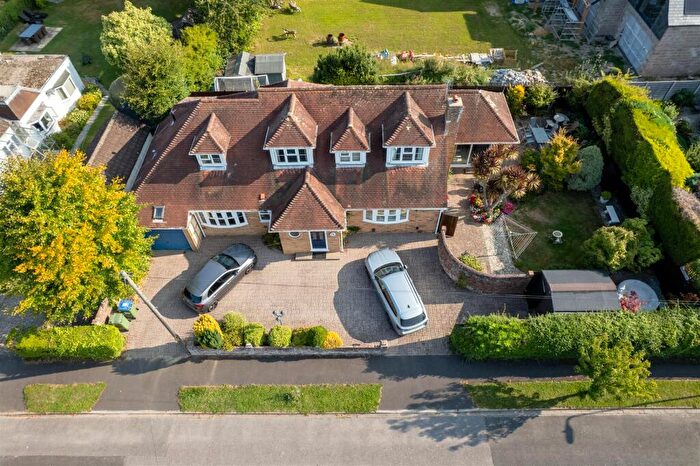 4 Bedroom Detached House For Sale In Great Gays, Hill Head, Fareham, PO14