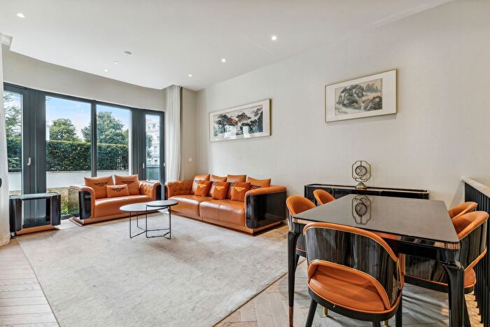 3 Bedroom Flat To Rent In Holland Park, Holland Park, W11