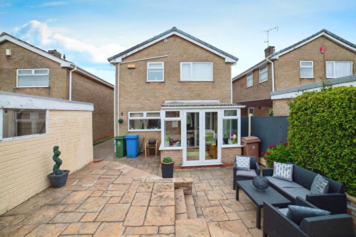 3 Bedroom Detached House For Sale In Cheriton Close, Mansfield, Nottinghamshire, NG19