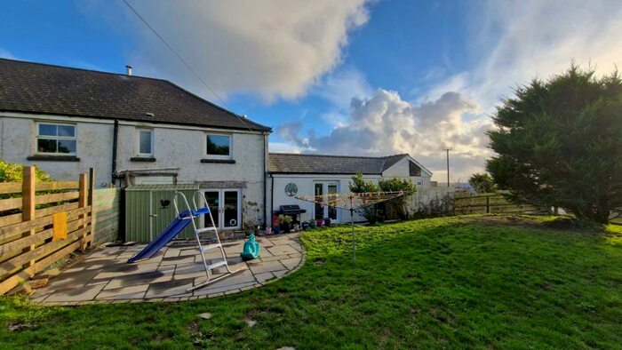 5 Bedroom House For Sale In Starapark, Davidstow, PL32