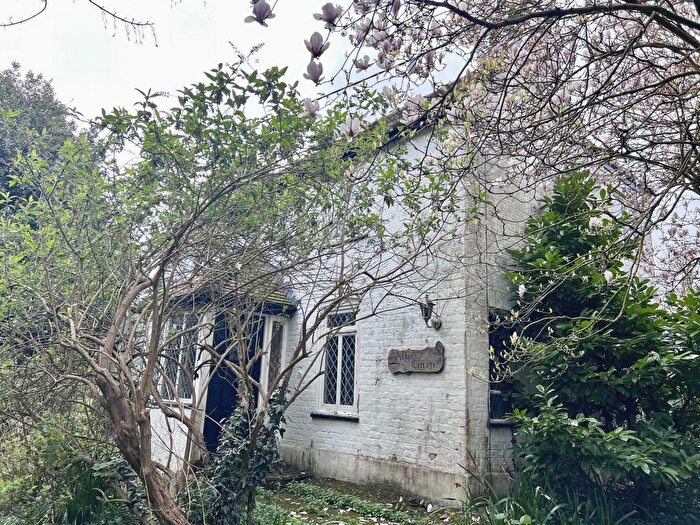 3 Bedroom Detached House For Sale In Mill Lane, West Hougham, CT15