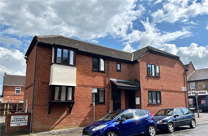 1 Bedroom Maisonette For Sale In Jubilee Road, High Wycombe, HP11