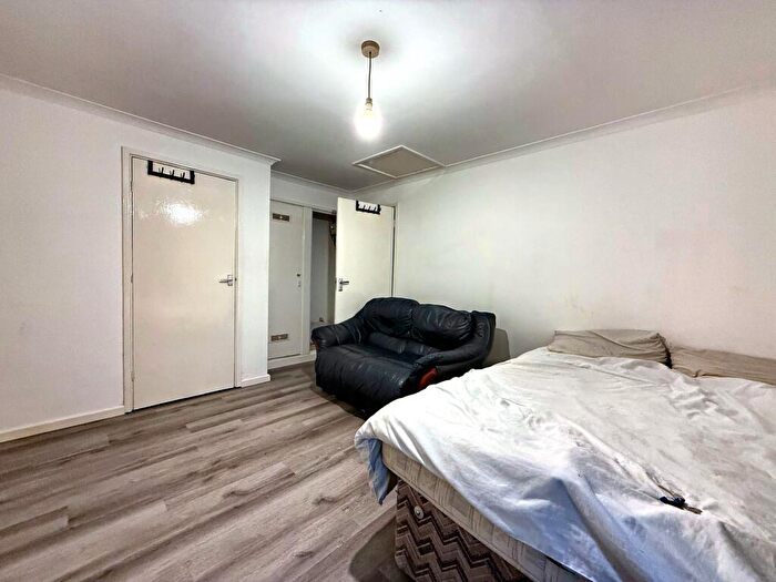 Studio To Rent In Teville Road, Worthing, BN11