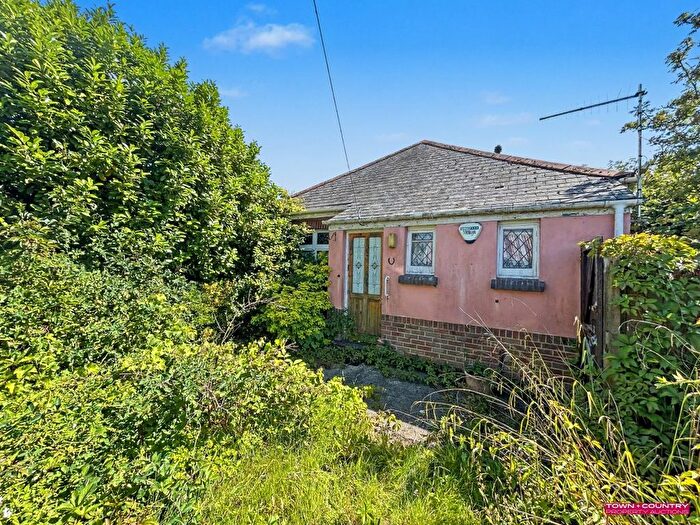 2 Bedroom Detached Bungalow For Sale In Heather Road, Bournemouth, Dorset, BH10