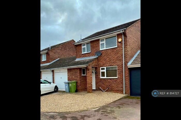 3 Bedroom Detached House To Rent In Andrew Drive, Nottingham, NG21