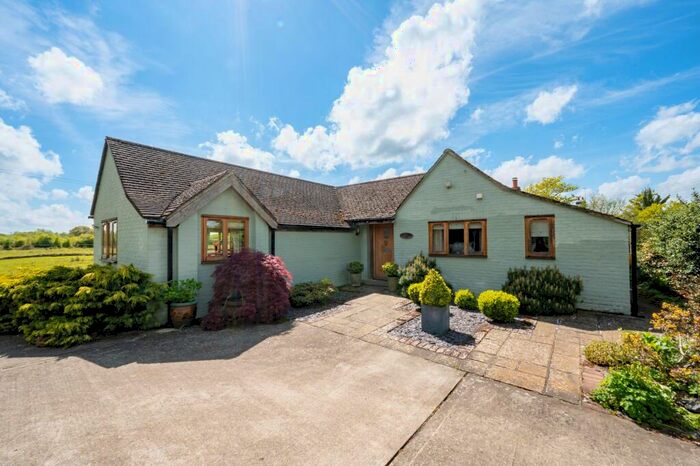 3 Bedroom Detached House For Sale In Countryman Lane, Shipley, RH13