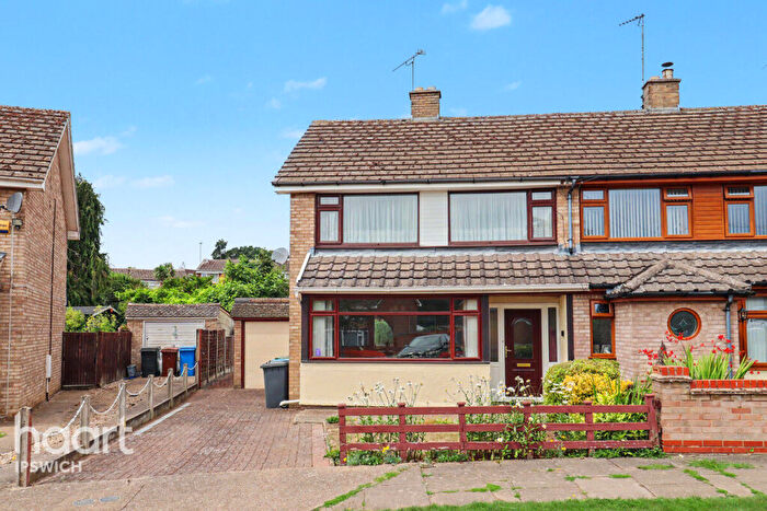 3 Bedroom Semi Detached House For Sale In Bridgwater Road, Ipswich, IP2
