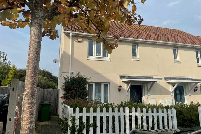 2 Bedroom Semi-Detached House To Rent In Springfield Drive, Rye, East Sussex, TN31