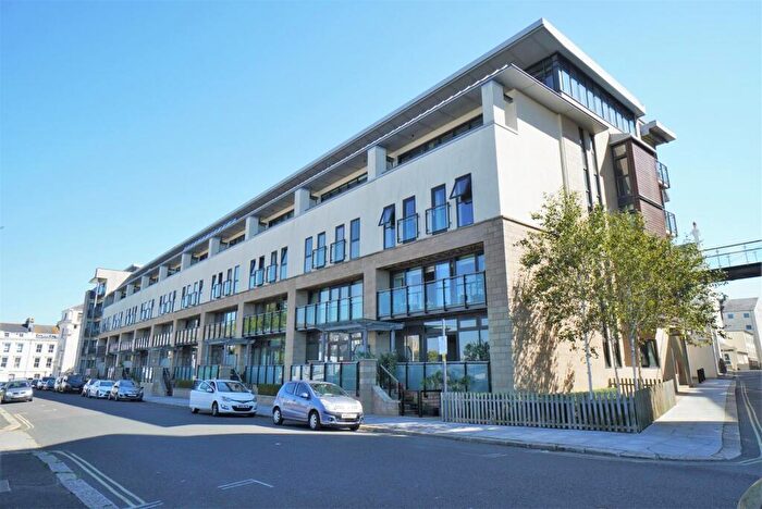 2 Bedroom Apartment To Rent In Azure West, The Hoe, Plymouth, PL1