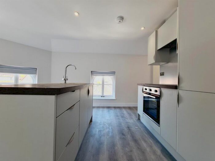 2 Bedroom Flat To Rent In Butter Market, Ipswich, IP1