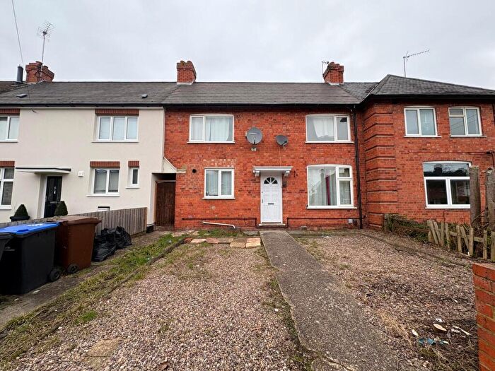 3 Bedroom House To Rent In Kingsland Avenue, Northampton, NN2
