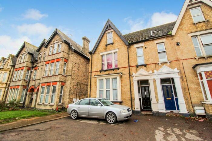 Studio To Rent In Clapham Road, Bedford, MK41