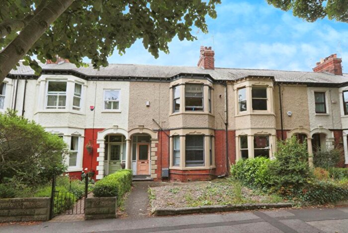 3 Bedroom Flat For Sale In Park Avenue, Princes Avenue, Hull, HU5