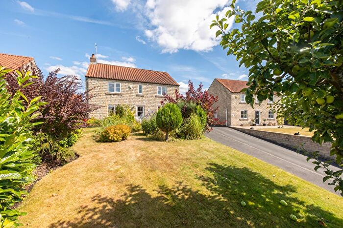 4 Bedroom Detached House For Sale In High Street, Wombleton, YO62