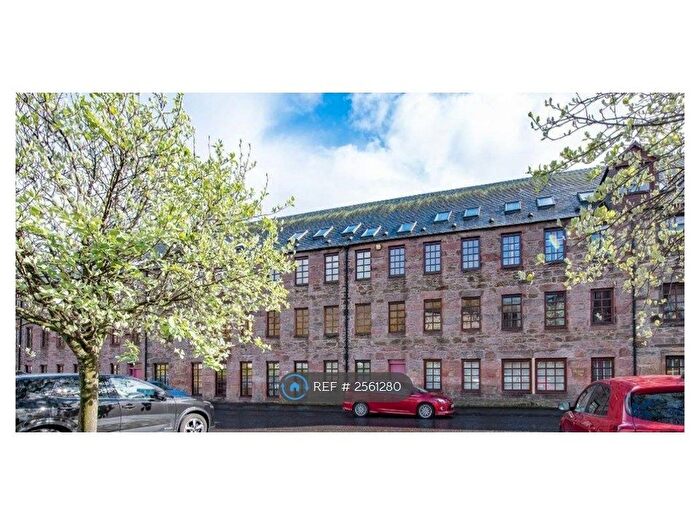 2 Bedroom Flat To Rent In Weavers Way, Tillicoultry, FK13