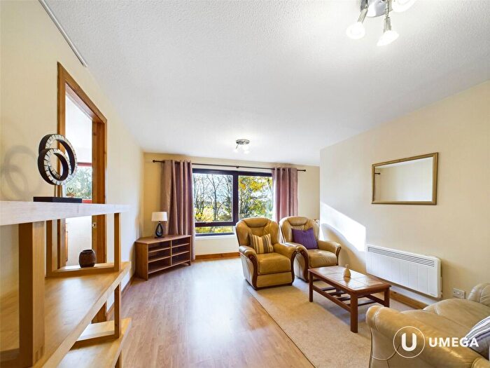 2 Bedroom Apartment To Rent In Juniper Place, Juniper Green, Edinburgh, EH14