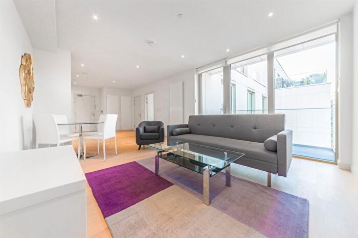 1 Bedroom Flat For Sale In Royal Wharf Walk, Royal Wharf, E16