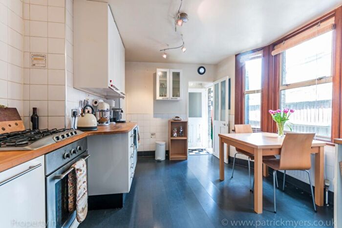 1 Bedroom Flat To Rent In Hansler Road London, SE22