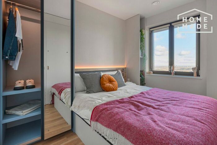 1 Bedroom Flat To Rent In College Road, Croydon, CR0